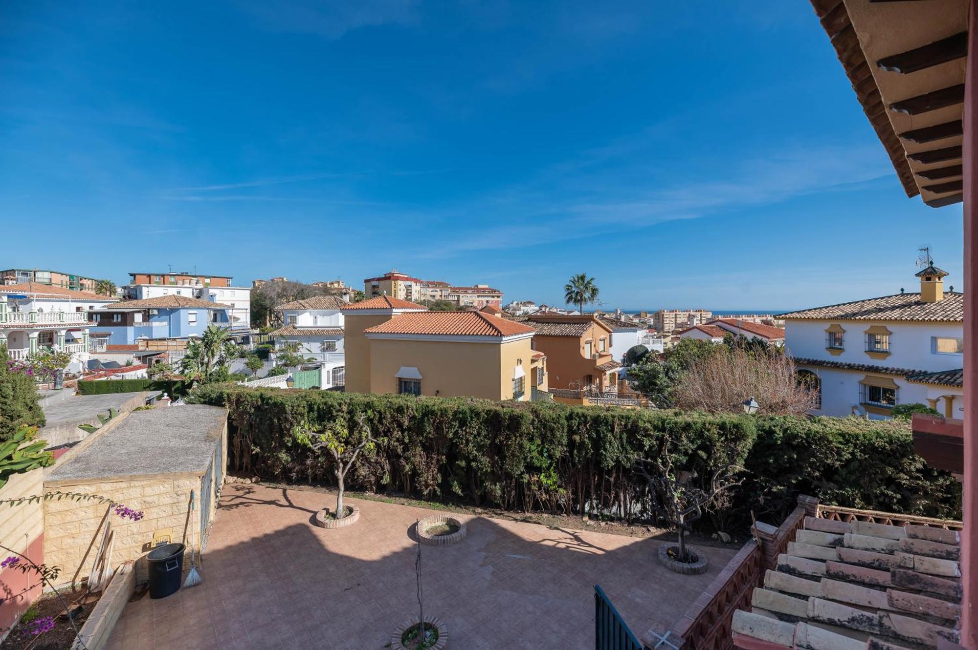 Apartment Classic 5 Bdrm Andalucian W Pool & Sea View *